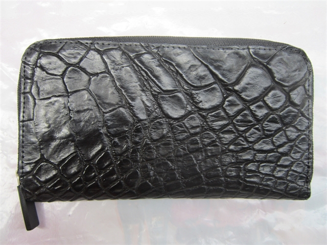 Ví nữ 2 gấp màu đen da tay cá sấu